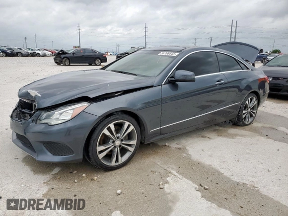 2014 Mercedes-Benz E 350 with VIN WDDKJ5KB6EF282804, listed as a Copart auction lot 54769545 with 139,723 mi miles and Salvage Title. Bid and sale history available at DreamBid. Image 1.