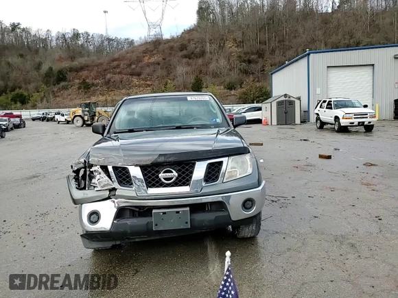 2009 Nissan Frontier SE z VIN 1N6AD06W99C404752, wystawiony jako Copart lot #47679765 z przebiegiem 113 285 mil mil oraz Szkoda całkowita • Salvage title. Historia ofert i sprzedaży dostępna na DreamBid. Obrazek 11.