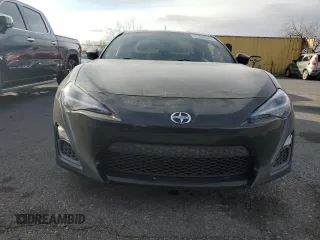 2013 Scion FR-S z VIN JF1ZNAA19D2715008, wystawiony jako Copart lot #51350245 z przebiegiem 146 527 mil mil oraz Szkoda całkowita • Salvage title. Historia ofert i sprzedaży dostępna na DreamBid. Obrazek 5.