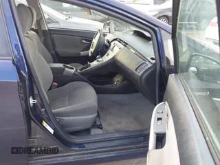 2015 Toyota Prius Four with VIN JTDKN3DU0F0479229, listed as a IAAI auction lot 42063782 with 203,501 mi miles and . Bid and sale history available at DreamBid. Image 5.