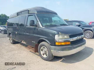 2005 Chevrolet City Express Cargo z VIN 1GNHG39U651162990, wystawiony jako IAAI lot #42439158 z przebiegiem 56 134 mil mil oraz . Historia ofert i sprzedaży dostępna na DreamBid. Obrazek 1.