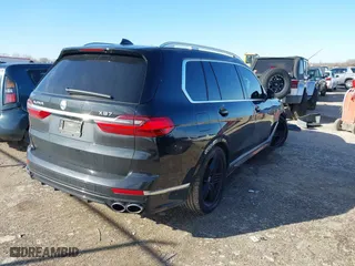 2021 BMW X7 ALPINA XB7 with VIN 5UXCX6C19M9E53570, listed as a IAAI auction lot 41421650 with 62,466 mi miles. Bid and sale history available at carsss.com. Image 4.
