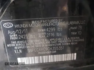 2012 Hyundai Sonata SE z VIN 5NPEC4AC9CH355351, wystawiony jako IAAI lot #42318588 z przebiegiem 122 864 mil mil oraz . Historia ofert i sprzedaży dostępna na DreamBid. Obrazek 9.