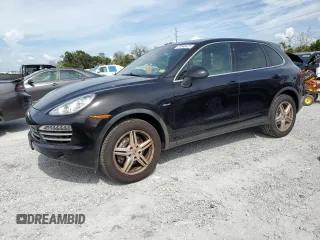 2014 Porsche Cayenne Diesel with VIN WP1AF2A2XELA42744, listed as a Copart auction lot 61546425 with 72,829 mi miles and Salvage title. Bid and sale history available at DreamBid. Image 1.