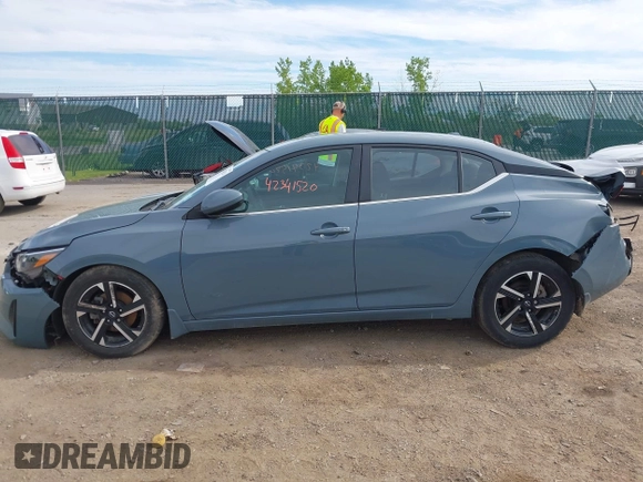 2024 Nissan Sentra SV with VIN 3N1AB8CV1RY258697, listed as a IAAI auction lot 42341520 with 17,697 mi miles and . Bid and sale history available at DreamBid. Image 15.