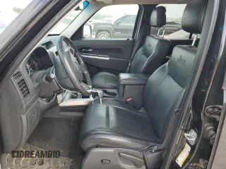 2010 Jeep Liberty Limited z VIN 1J4PN5GK9AW121364, wystawiony jako Copart lot #52558975 z przebiegiem 115 057 mil mil oraz Czysty tytuł • Clean title. Historia ofert i sprzedaży dostępna na DreamBid. Obrazek 7.
