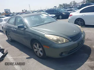 2005 Lexus ES 350 z VIN JTHBA30G455082134, wystawiony jako IAAI lot #42414469 z przebiegiem 215 714 mil mil oraz . Historia ofert i sprzedaży dostępna na DreamBid. Obrazek 1.
