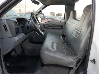 2002 Ford Super Duty F-250 XL with VIN 1FTNF20L32EA82290, listed as a Copart auction lot 82052494 with 133,019 mi miles and Clean Title. Bid and sale history available at carsss.com. Image 7.