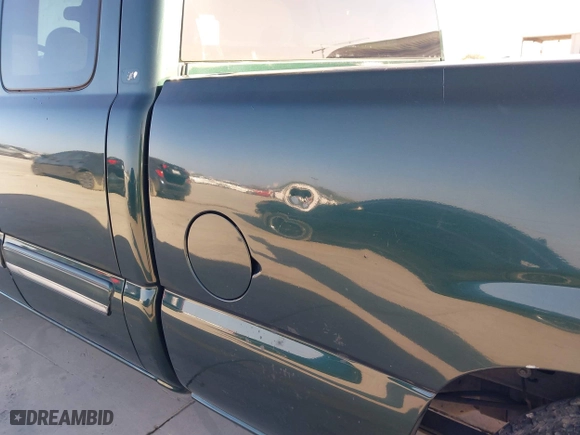 2006 Chevrolet Silverado 1500 LS with VIN 1GCEC19V46Z157794, listed as a IAAI auction lot 41810119 with 1 mi miles. Bid and sale history available at carsss.com. Image 21.