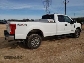2019 Ford F-250 XL with VIN 1FT7X2BT0KEC44508, listed as a Copart auction lot 85003334 with 209,940 mi miles and Salvage title. Bid and sale history available at DreamBid. Image 3.