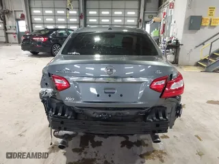 2017 Nissan Altima 2.5 SR with VIN 1N4AL3AP1HC184308, listed as a IAAI auction lot 41729115 with 155,018 mi miles. Bid and sale history available at carsss.com. Image 16.