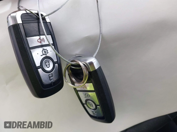 2021 Ford Escape SE z VIN 1FMCU0G6XMUB32625, wystawiony jako IAAI lot #42279918 z przebiegiem 93 646 mil mil oraz . Historia ofert i sprzedaży dostępna na DreamBid. Obrazek 11.