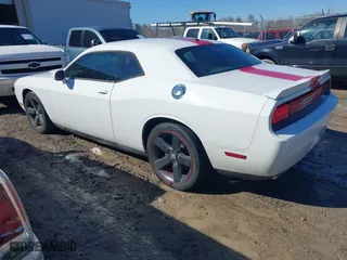 2013 Dodge Challenger SXT with VIN 2C3CDYAG2DH510772, listed as a IAAI auction lot 41417597 with 131,087 mi miles. Bid and sale history available at carsss.com. Image 3.