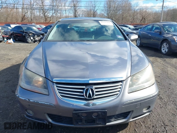 2007 Acura RL Tech Pkg with VIN JH4KB16617C000200, listed as a IAAI auction lot 41592490 with 224,508 mi miles. Bid and sale history available at carsss.com. Image 12.