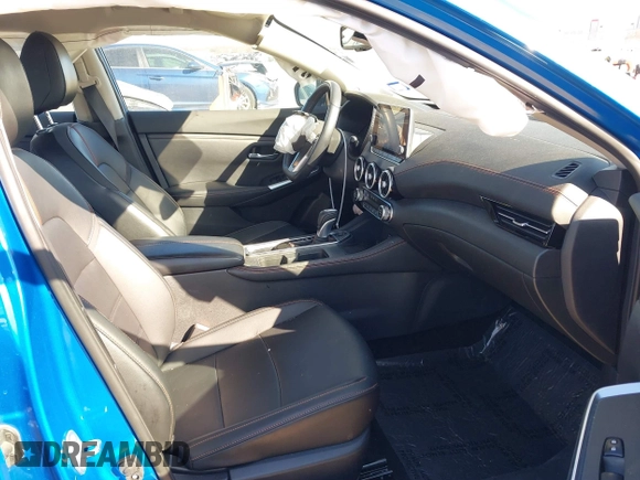 2020 Nissan Sentra SR with VIN 3N1AB8DVXLY313492, listed as a IAAI auction lot 41682275 with 33,024 mi miles and . Bid and sale history available at DreamBid. Image 5.