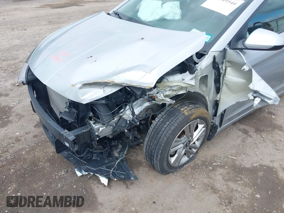 2020 Hyundai Elantra Value Edition z VIN KMHD84LF0LU083231, wystawiony jako IAAI lot #42389540 z przebiegiem 14 338 mil mil oraz . Historia ofert i sprzedaży dostępna na DreamBid. Obrazek 6.