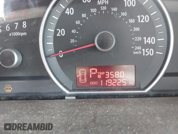 2009 Kia Borrego LX with VIN KNDJJ741395033538, listed as a IAAI auction lot 42088382 with 119,225 mi miles. Bid and sale history available at carsss.com. Image 7.