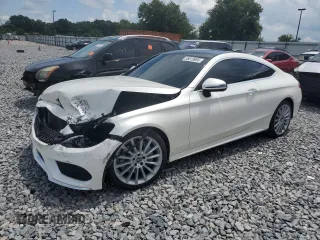2018 Mercedes-Benz C 300 z VIN WDDWJ4KBXJF621554, wystawiony jako Copart lot #58018905 z przebiegiem 78 405 mil mil oraz Szkoda całkowita • Salvage title. Historia ofert i sprzedaży dostępna na DreamBid. Obrazek 1.
