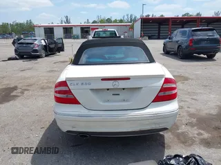 2005 Mercedes-Benz CLK 5.0L with VIN WDBTK75J55F123328, listed as a IAAI auction lot 42082590 with 58,969 mi miles. Bid and sale history available at carsss.com. Image 16.