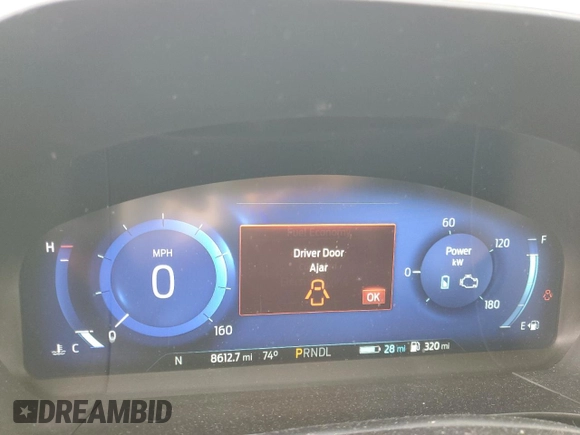 2022 Ford Escape Titanium Plug-In Hybrid с VIN 1FMCU0LZ8NUB45858, выставлен на аукционе Copart как лот 84727544 с пробегом 8 612 миль миль и Списание • Salvage title. История ставок и продаж доступна на DreamBid. Изображение 9.