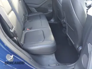2024 Tesla Model Y с VIN 7SAYGDED5RF015208, выставлен на аукционе IAAI как лот 41608087 с пробегом 10 059 миль миль и . История ставок и продаж доступна на DreamBid. Изображение 8.