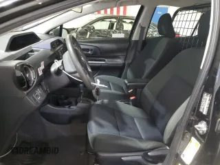 2016 Toyota Prius One z VIN JTDKDTB38G1121319, wystawiony jako Copart lot #55255145 z przebiegiem 45 371 mil mil oraz Czysty tytuł • Clean title. Historia ofert i sprzedaży dostępna na DreamBid. Obrazek 7.