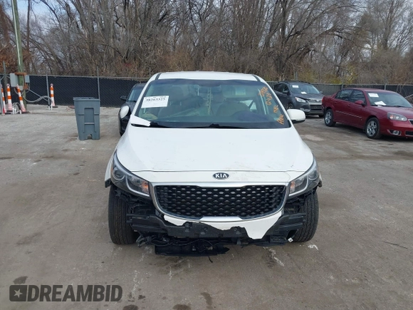 2018 Kia Sedona L with VIN KNDMA5C12J6386368, listed as a IAAI auction lot 38263325 with Not Provided miles and . Bid and sale history available at DreamBid. Image 11.