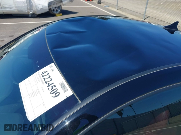2013 Hyundai Genesis Coupe Track z VIN KMHHU6KJ6DU089065, wystawiony jako IAAI lot #42224509 z przebiegiem 104 918 mil mil oraz . Historia ofert i sprzedaży dostępna na DreamBid. Obrazek 6.