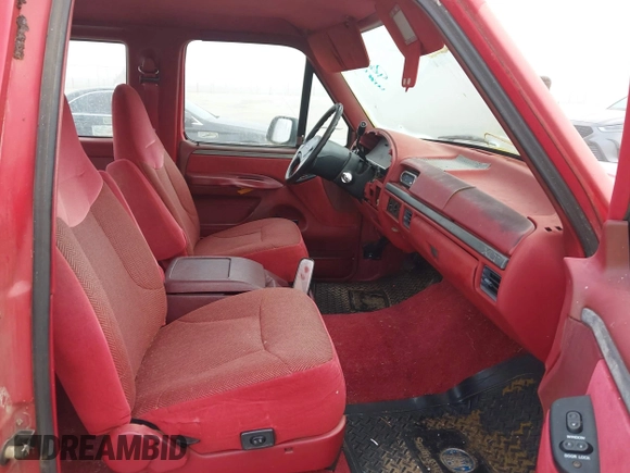 1992 Ford F-150 with VIN 1FTEX15N5NKA08828, listed as a IAAI auction lot 41882327 with Not Provided miles. Bid and sale history available at carsss.com. Image 5.