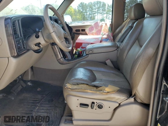 2006 GMC Yukon XL with VIN 1GKFK66U46J165428, listed as a Copart auction lot 52756205 with Not provided miles and Salvage title. Bid and sale history available at DreamBid. Image 7.
