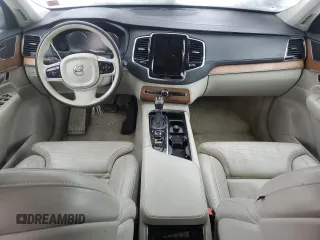2016 Volvo XC90 T6 Inscription with VIN YV4A22PL4G1036253, listed as a Copart auction lot 42714645 with 130,207 mi miles and Clean Title. Bid and sale history available at carsss.com. Image 8.