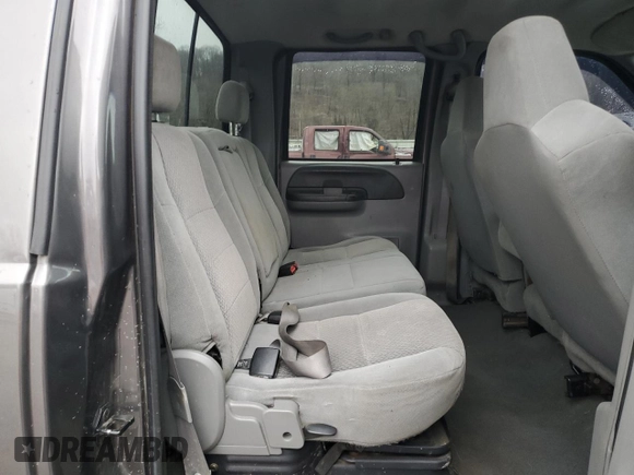 2004 Ford F-250 XL with VIN 1FTNW21P64EA89240, listed as a Copart auction lot 46856505 with 223,525 mi miles and Salvage title. Bid and sale history available at DreamBid. Image 10.