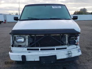 1994 Chevrolet Astro Cargo with VIN 1GCDM19Z6RB192362, listed as a Copart auction lot 75570064 with 261,847 mi miles and Salvage Title. Bid and sale history available at carsss.com. Image 5.