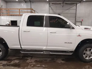 2020 Ram 2500 Big Horn with VIN 3C6UR5DL1LG185353, listed as a IAAI auction lot 41450566 with 73,123 mi miles. Bid and sale history available at carsss.com. Image 14.