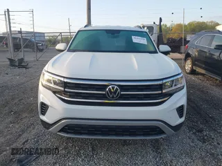2021 Volkswagen Atlas SE z VIN 1V2WR2CA7MC595822, wystawiony jako IAAI lot #41957158 z przebiegiem 41 447 mil mil oraz . Historia ofert i sprzedaży dostępna na DreamBid. Obrazek 12.