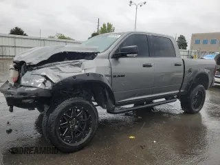 2009 Dodge 1500 Laramie z VIN 1D3HV13T29S706525, wystawiony jako Copart lot #55626885 z przebiegiem 237 982 mil mil oraz Szkoda całkowita • Salvage title. Historia ofert i sprzedaży dostępna na DreamBid. Obrazek 1.
