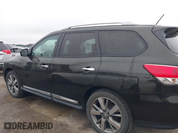 2015 Nissan Pathfinder Platinum z VIN 5N1AR2MM7FC622794, wystawiony jako IAAI lot #42421732 z przebiegiem 91 197 mil mil oraz . Historia ofert i sprzedaży dostępna na DreamBid. Obrazek 14.