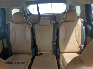 2023 Kia Carnival EX with VIN KNDNC5H39P6231933, listed as a Copart auction lot 53656925 with 141,277 mi miles and Clean Title. Bid and sale history available at carsss.com. Image 10.