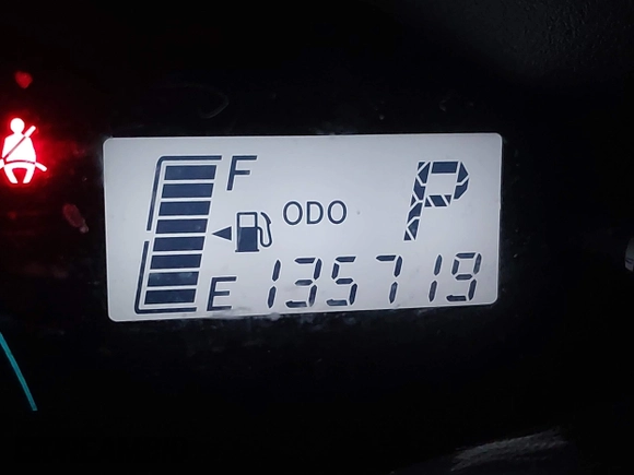2008 Toyota Yaris с VIN JTDJT923785141637, выставлен на аукционе IAAI как лот 42121149 с пробегом 135 719 миль миль и . История ставок и продаж доступна на DreamBid. Изображение 15.