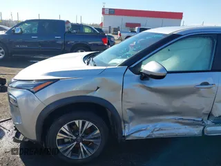 2022 Nissan Rogue SV with VIN 5N1BT3BB6NC693707, listed as a IAAI auction lot 41547713 with 53,949 mi miles. Bid and sale history available at carsss.com. Image 6.