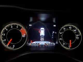 2018 Jeep Cherokee Limited с VIN 1C4PJMDX8JD586208, выставлен на аукционе Copart как лот 56565815 с пробегом 71 276 миль миль и Списание • Salvage title. История ставок и продаж доступна на DreamBid. Изображение 9.