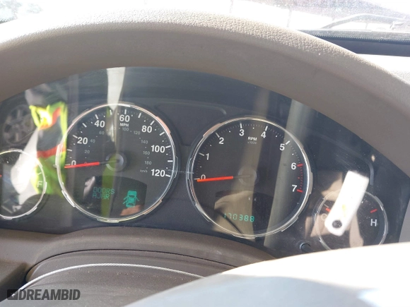 2009 Jeep Liberty Limited with VIN 1J8GN58K99W511566, listed as a IAAI auction lot 41445239 with 170,388 mi miles. Bid and sale history available at carsss.com. Image 7.