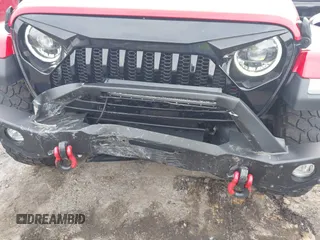 2023 Jeep Gladiator Sport S z VIN 1C6HJTAG4PL544871, wystawiony jako IAAI lot #42382428 z przebiegiem 33 453 mil mil oraz . Historia ofert i sprzedaży dostępna na DreamBid. Obrazek 6.