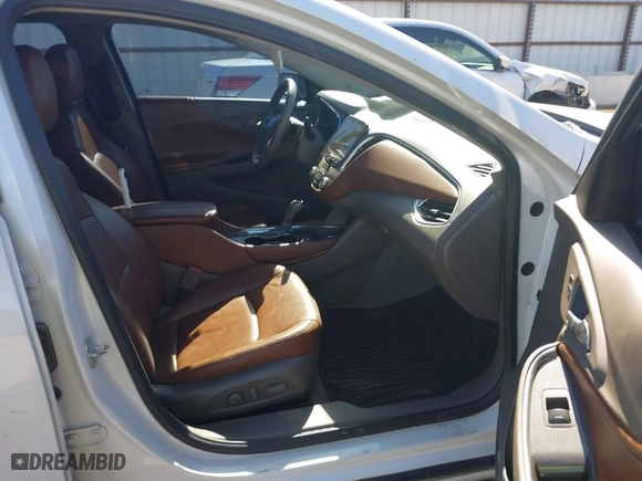 2016 Chevrolet Malibu LT with VIN 1G1ZE5STXGF257230, listed as a IAAI auction lot 41669433 with 132,333 mi miles. Bid and sale history available at carsss.com. Image 5.