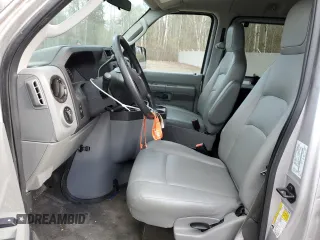 2013 Ford Econoline Passenger XL with VIN 1FMNE1BWXDDB17125, listed as a Copart auction lot 77066034 with 30,726 mi miles and Salvage title. Bid and sale history available at DreamBid. Image 7.