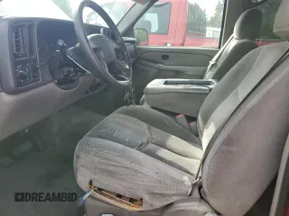 2004 Chevrolet Tahoe LS with VIN 1GNEC13V04R132890, listed as a Copart auction lot 56128195 with 174,907 mi miles and Clean title. Bid and sale history available at DreamBid. Image 7.