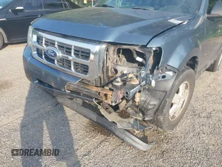 2011 Ford Escape XLT with VIN 1FMCU9D77BKB11600, listed as a IAAI auction lot 42579732 with 147,247 mi miles and . Bid and sale history available at DreamBid. Image 6.
