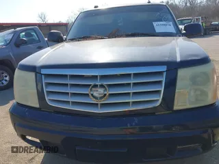2004 Cadillac Escalade with VIN 1GYEC63T54R226911, listed as a IAAI auction lot 41508878 with 280,150 mi miles and . Bid and sale history available at DreamBid. Image 12.