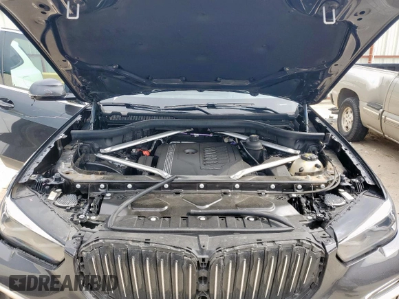 2021 BMW X5 xDrive40i with VIN 5UXCR6C0XM9D81103, listed as a Copart auction lot 54363525 with 95,870 mi miles and Salvage title. Bid and sale history available at DreamBid. Image 12.