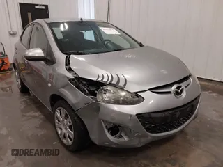 2014 Mazda 2 Sport with VIN JM1DE1KY3E0174566, listed as a IAAI auction lot 41973075 with 126,772 mi miles. Bid and sale history available at carsss.com. Image 6.